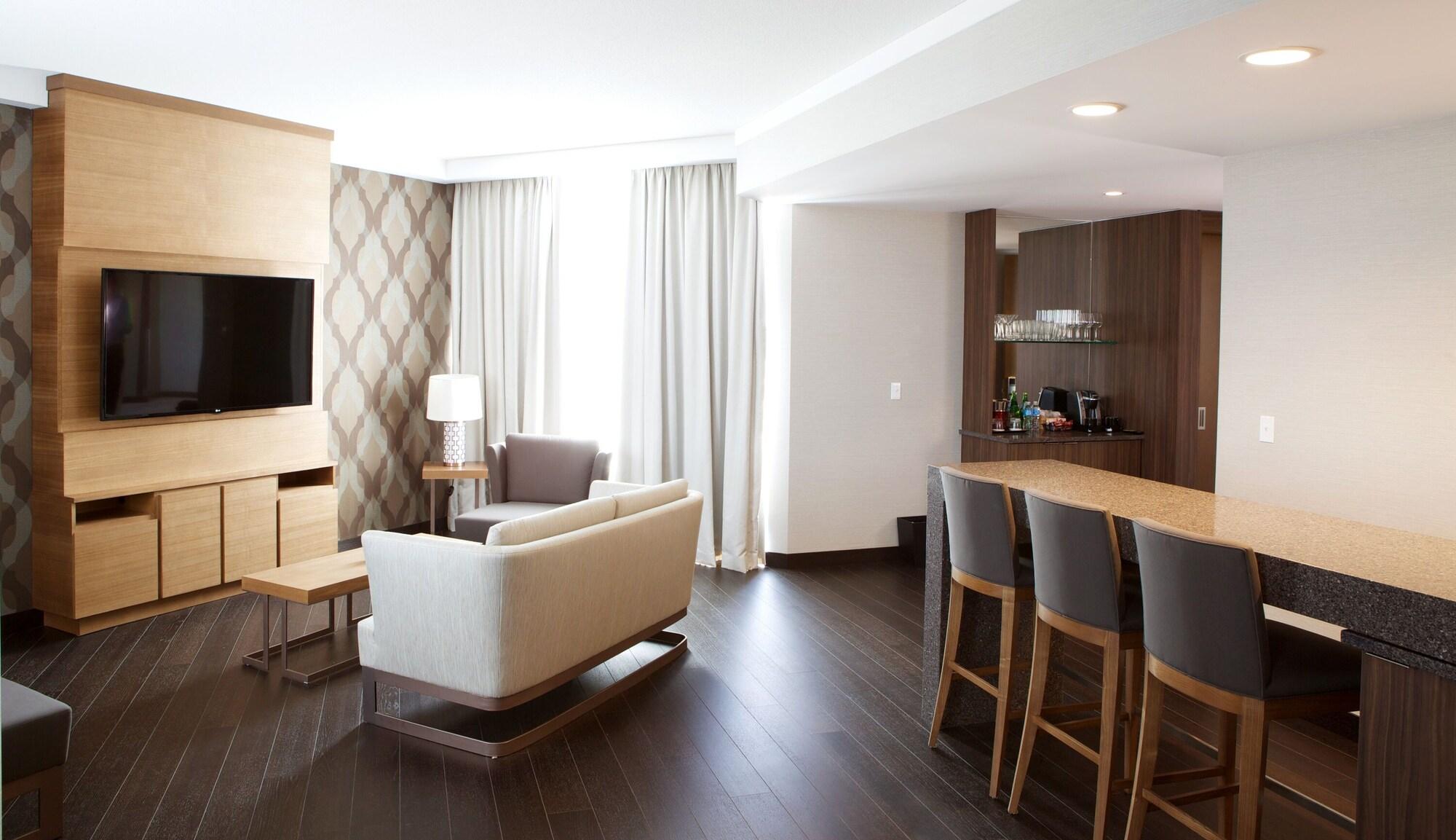 เกรย์ อีเกิล รีสอร์ต Hotel คาลการี ภายนอก รูปภาพ